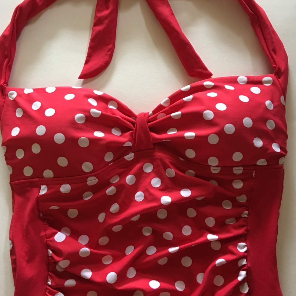 Nip Tuck Australian swimwear One piece size 6